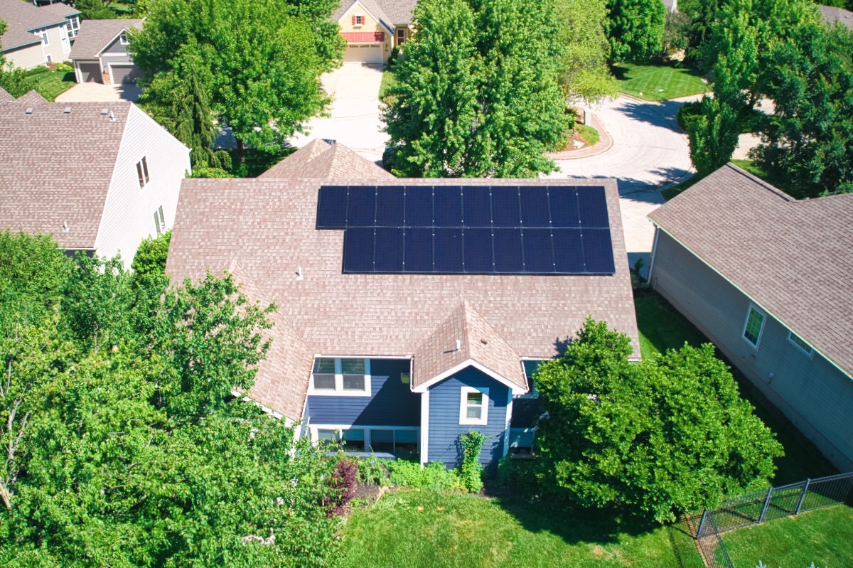 DJI_0423-web Lawrence Maxeon Solar